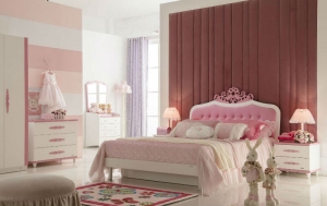 Bộ giường tủ công chúa màu hồng trẻ em 582